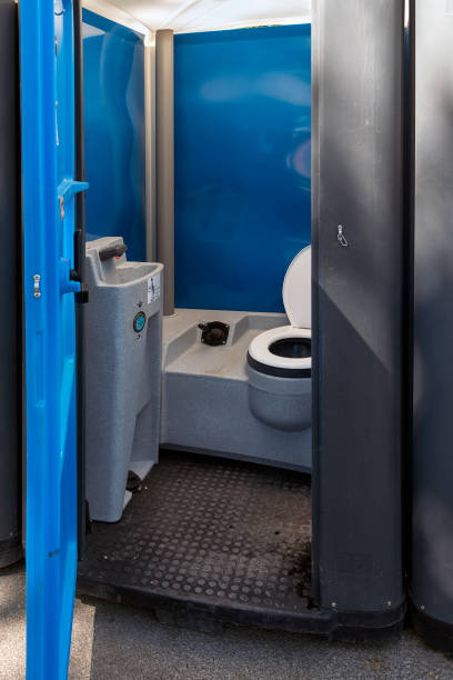 Best Porta potty cleaning services  in Hartford, CT