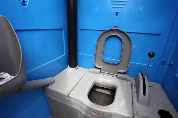 Porta potty delivery and setup in Hartford, CT